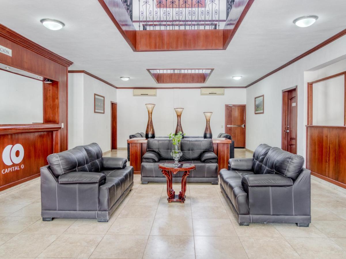 Monte Salerno Hotel & Suites Montemorelos 外观 照片